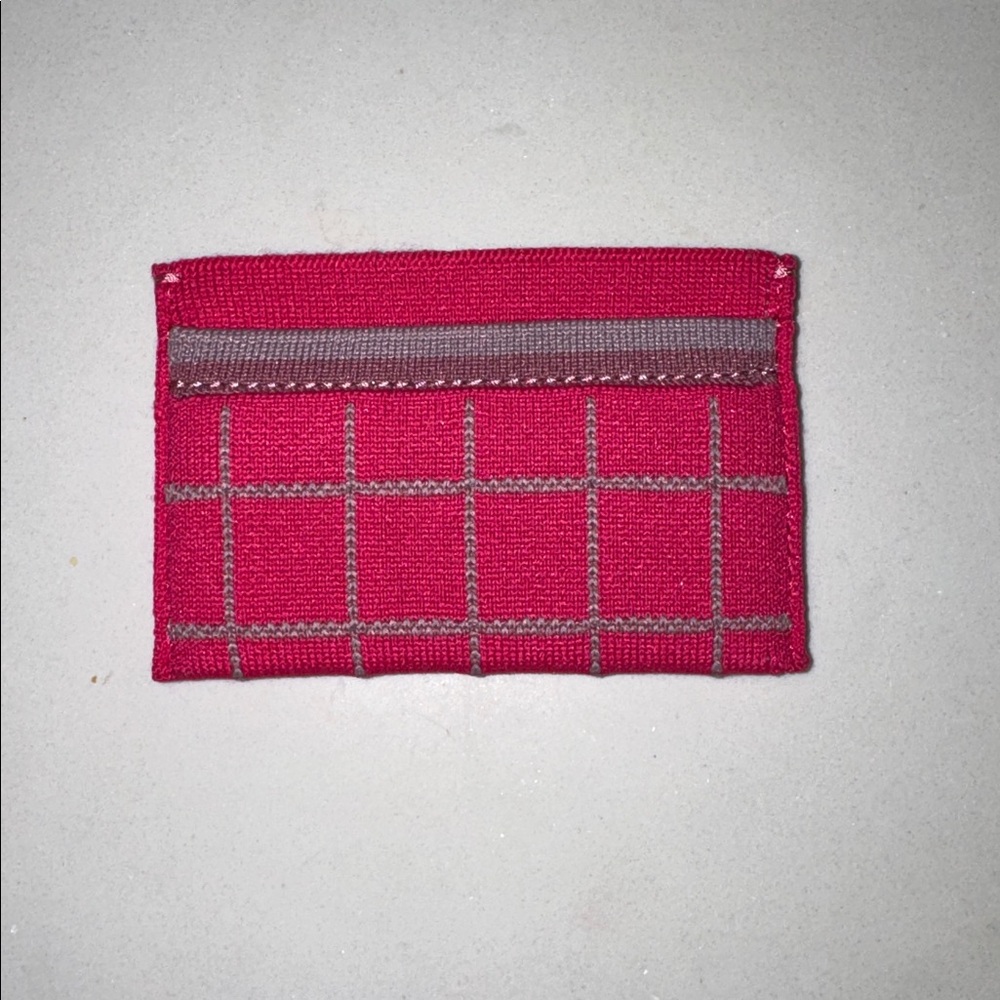 NWOT Rothy’s Pink Windowpane Card Holder